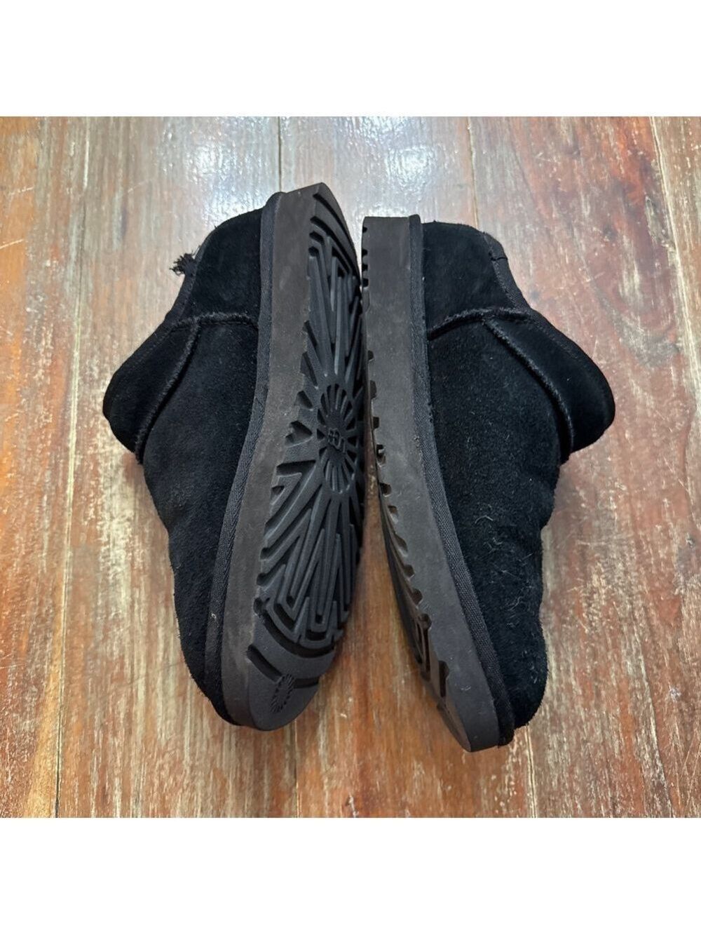 UGG Black Suede Shearling Lined Clog Slippers Size 9 - Picture 7 of 10